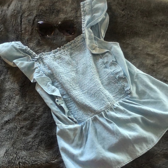 Old Navy Smocked Flitter Top. Size small. - Picture 3 of 4